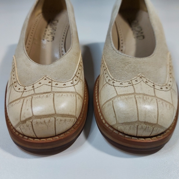 Joan & David Suede & Leather Shoes - Picture 5 of 15